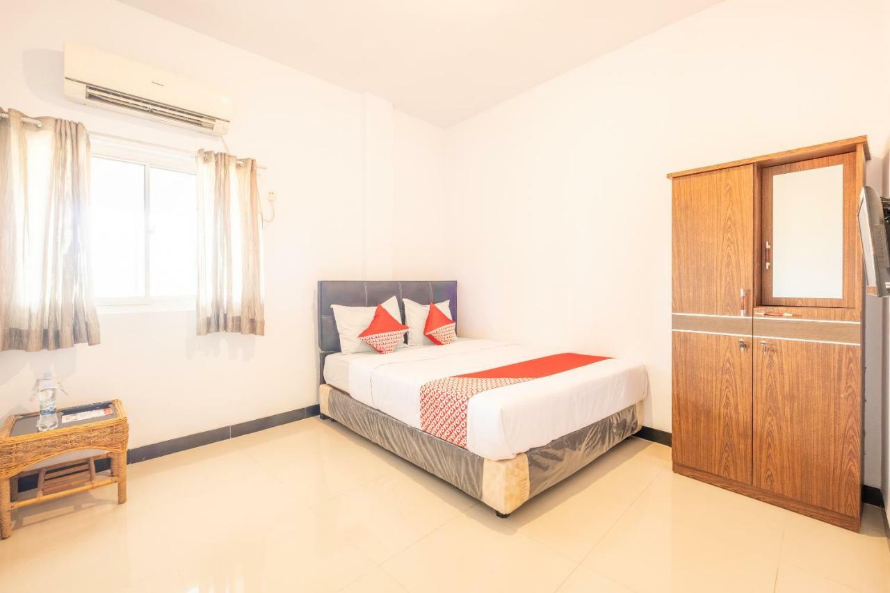 Oyo 863 Tenacity Guest House Syariah Cirebon Eksteriør bilde