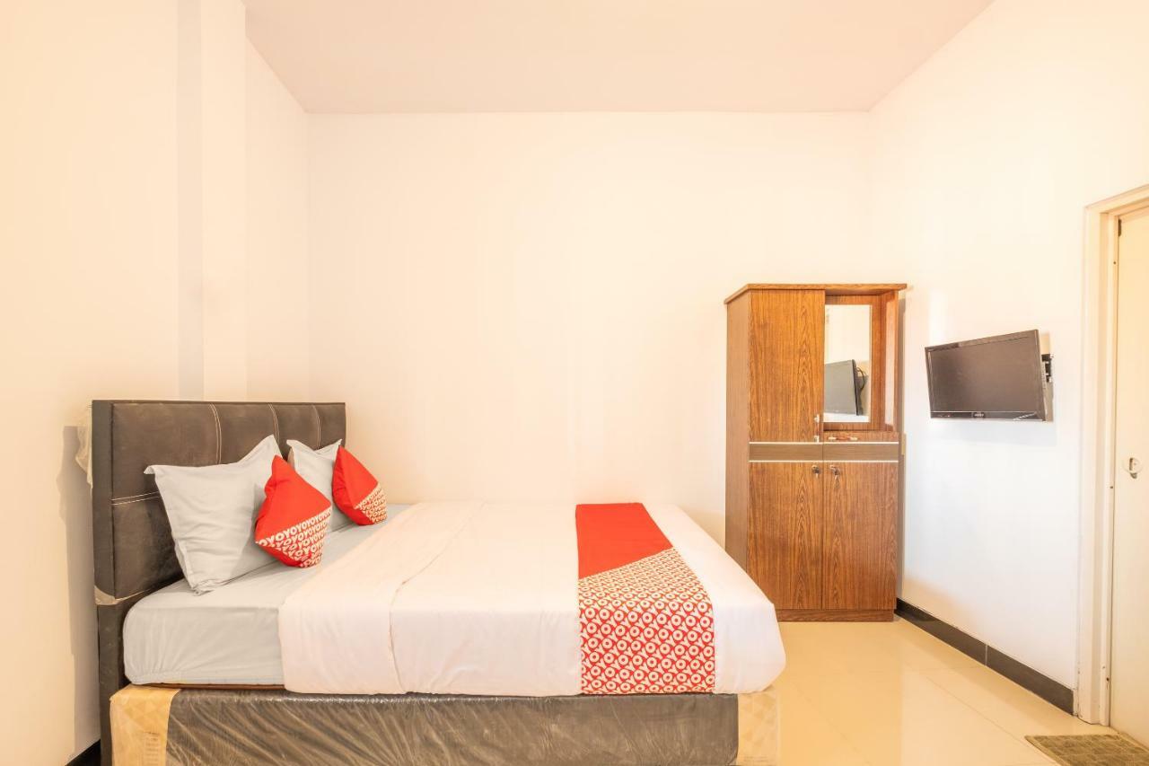 Oyo 863 Tenacity Guest House Syariah Cirebon Eksteriør bilde