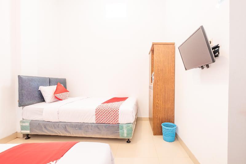 Oyo 863 Tenacity Guest House Syariah Cirebon Eksteriør bilde
